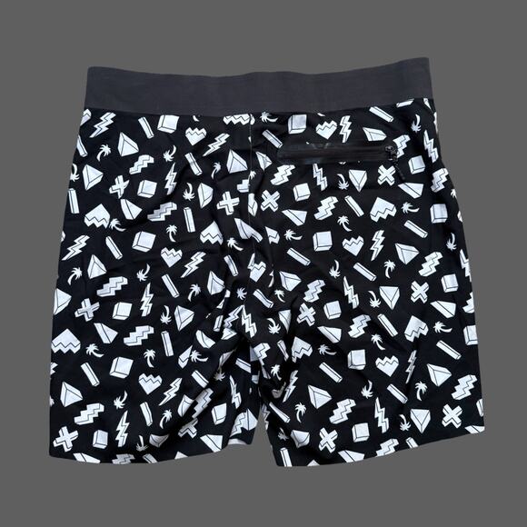 Catch Surf Performance Feel Patterned Black/White Boardshorts Size 30 GUC - Picture 6 of 7